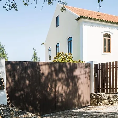 Casa Do Vale Pereiro * 莱里亚